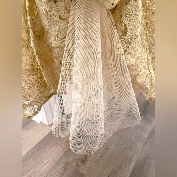 Clarisse bateau mermaid gold sequin size 4 evening gown - Picture 15 of 17